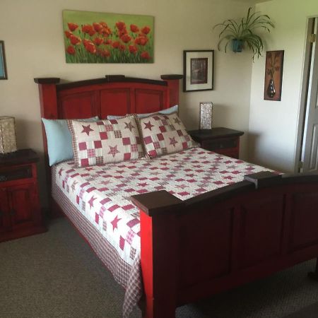 Globetrotter Lodge Холбрук Екстериор снимка