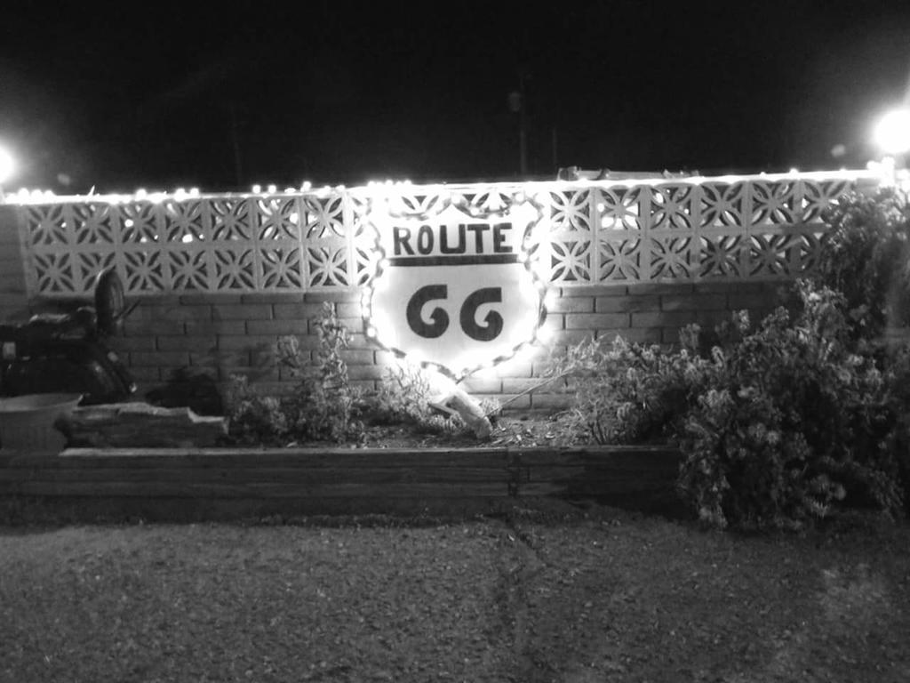 Globetrotter Lodge Холбрук Екстериор снимка