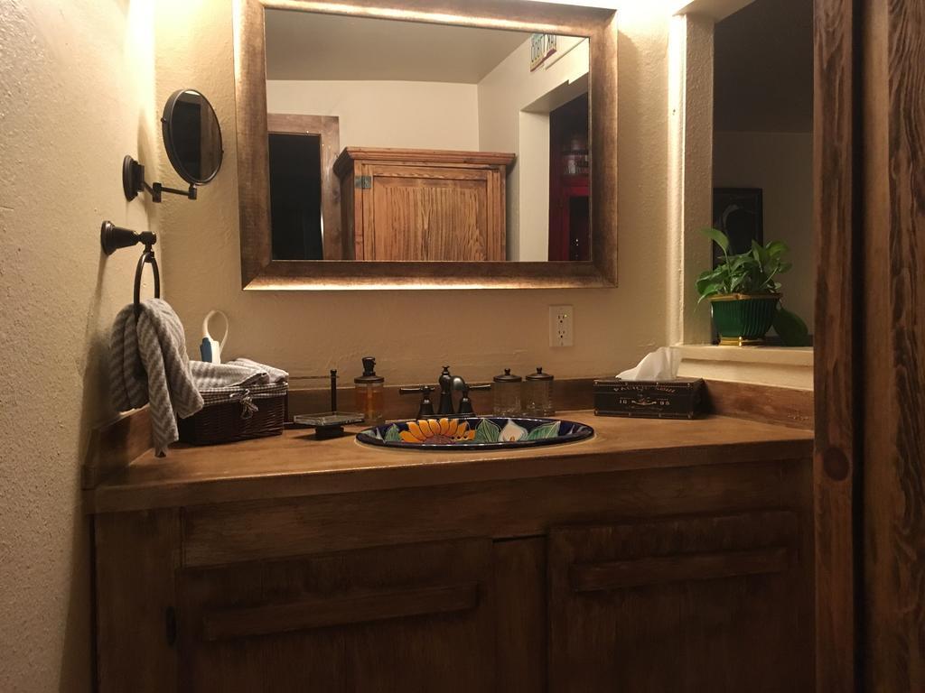 Globetrotter Lodge Холбрук Екстериор снимка