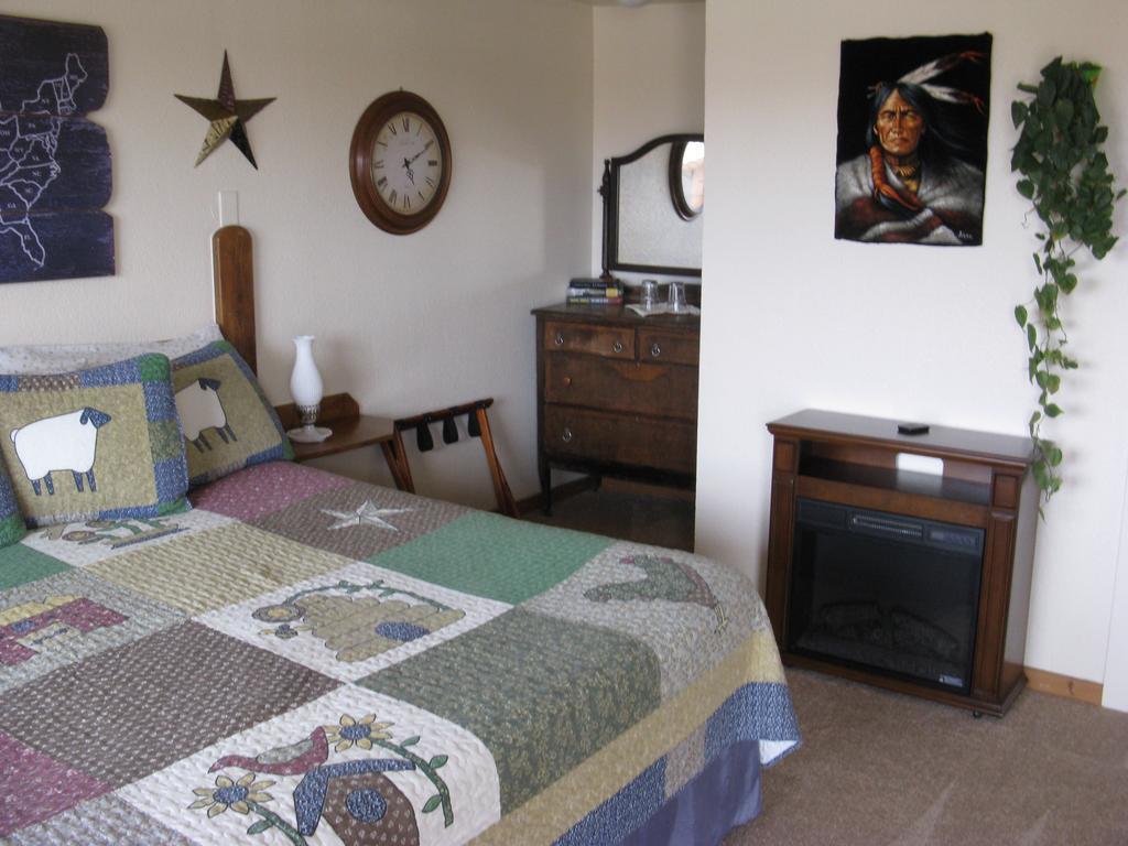 Globetrotter Lodge Холбрук Екстериор снимка