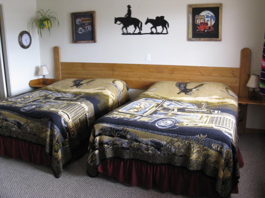 Globetrotter Lodge Холбрук Екстериор снимка