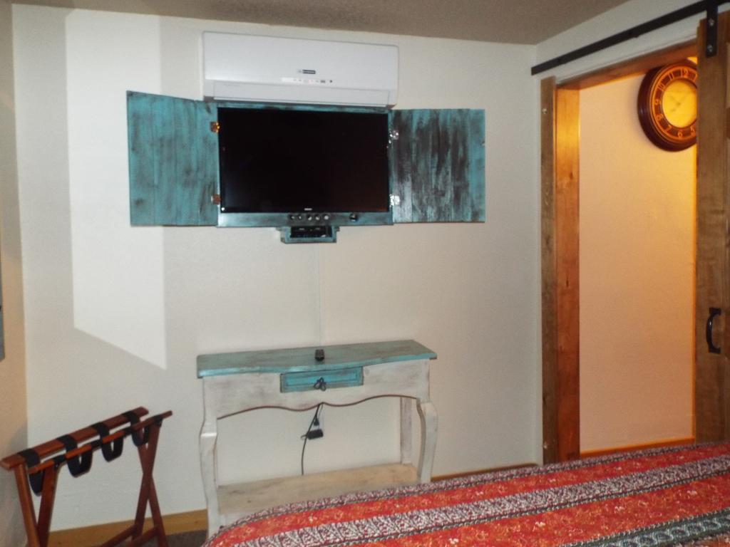 Globetrotter Lodge Холбрук Екстериор снимка