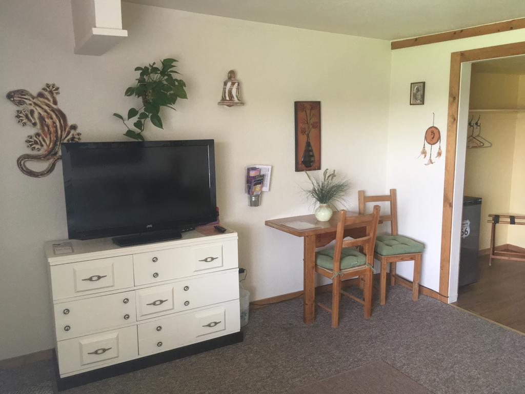 Globetrotter Lodge Холбрук Екстериор снимка
