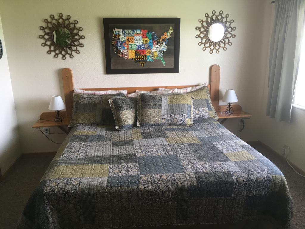 Globetrotter Lodge Холбрук Екстериор снимка