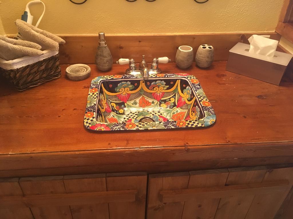 Globetrotter Lodge Холбрук Екстериор снимка